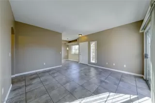 Photo #6: 2243059 Listing 