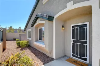 Photo #4: 2243210 Listing