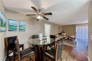 Photo #6: 2243229 Listing