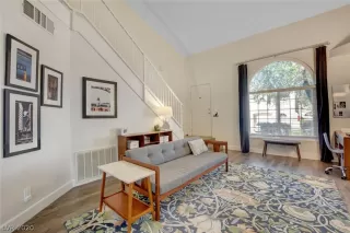 Photo #4: 2243234 Listing