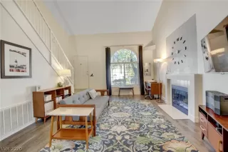 Photo #5: 2243234 Listing