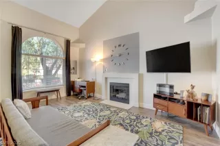 Photo #6: 2243234 Listing