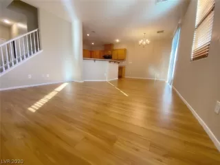 Photo #5: 2243263 Listing 