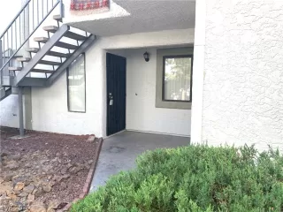 Photo #2: 2243276 Listing