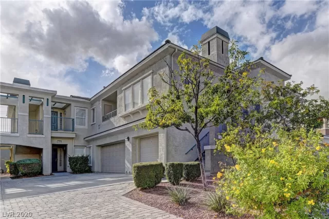 MLS: 2243303 Condo For Sale