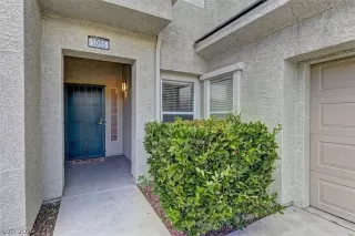 Photo #3: 2243303 Listing