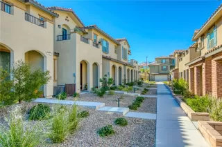 Photo #2: 2243305 Listing 