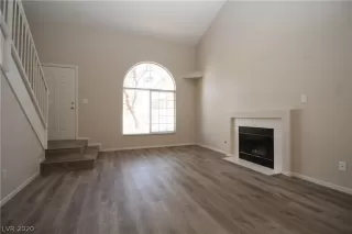 Photo #4: 2243318 Listing 