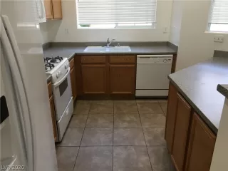 Photo #3: 2243326 Listing 