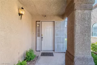 Photo #1: 2243345 Listing 