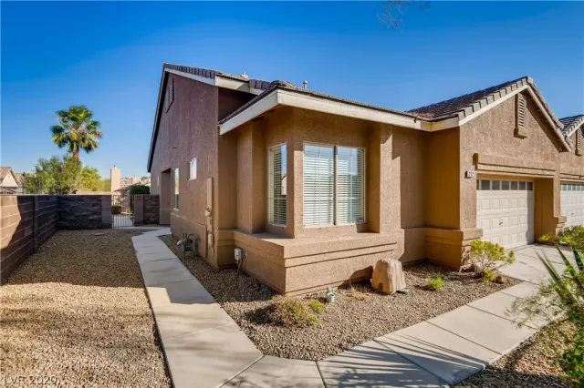 MLS: 2243352 Condo For Sale