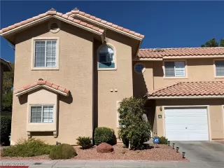 Photo #1: 2243363 Listing