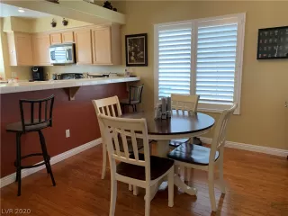 Photo #5: 2243363 Listing