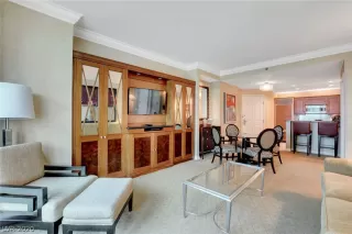 Photo #3: 2243420 Listing