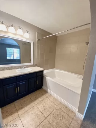 Photo #4: 2243470 Listing 