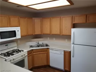 Photo #1: 2243529 Listing 