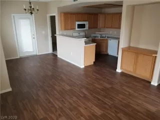 Photo #3: 2243529 Listing 