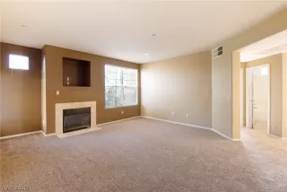 Photo #3: 2243537 Listing