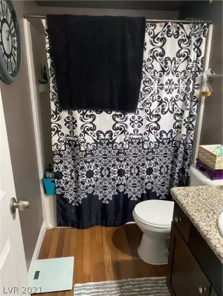 Photo #3: 2243558 Listing