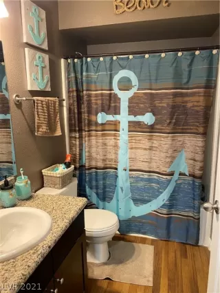 Photo #4: 2243558 Listing