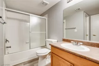 Photo #6: 2243570 Listing