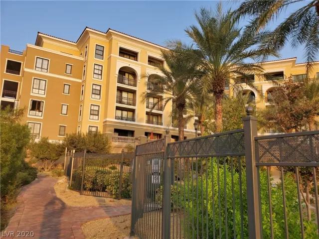 MLS: 2243573 Condo For Sale