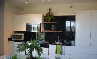 Photo #5: 2243573 Listing