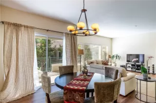 Photo #6: 2243581 Listing