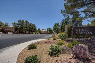 Photo #1: 2243589 Listing