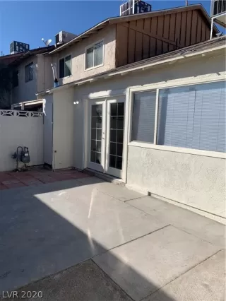 Photo #4: 2243595 Listing 