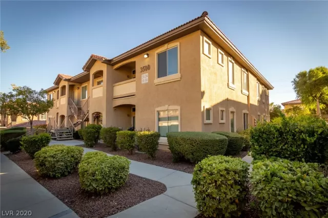 MLS: 2243621 Condo For Sale