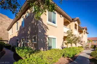 Photo #1: 2243621 Listing