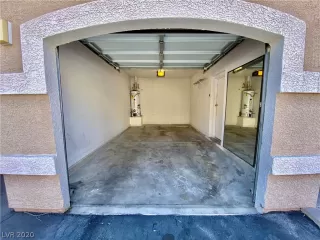 Photo #1: 2243687 Listing