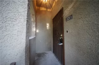 Photo #2: 2243721 Listing