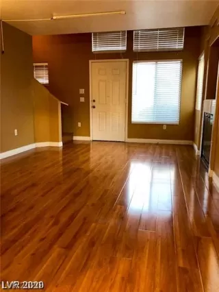 Photo #3: 2243734 Listing 