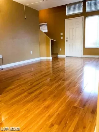 Photo #4: 2243734 Listing 