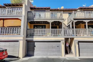 Photo #1: 2243739 Listing 