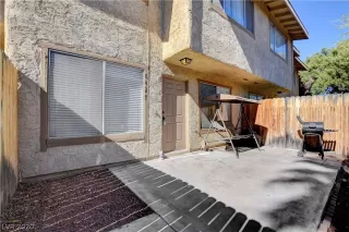 Photo #4: 2243771 Listing