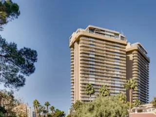 Photo #1: 2243774 Listing 