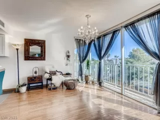 Photo #4: 2243774 Listing 