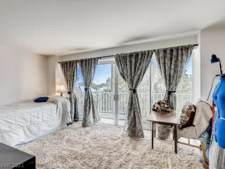 Photo #6: 2243774 Listing 