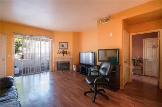 Photo #2: 2243800 Listing