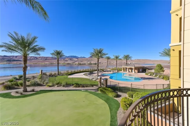 MLS: 2243856 Condo For Sale