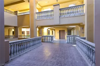 Photo #3: 2243856 Listing 