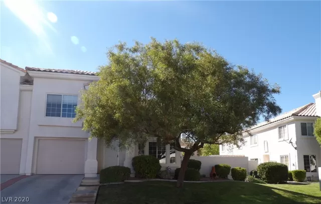 MLS: 2243870 Condo For Sale