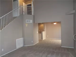 Photo #4: 2243870 Listing 