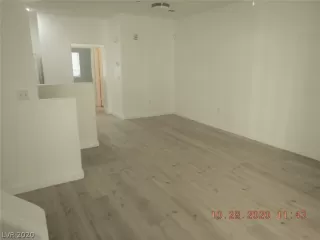 Photo #3: 2243922 Listing 