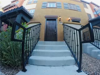 Photo #2: 2243967 Listing