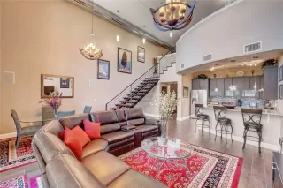 Photo #1: 2243968 Listing 