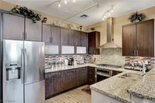 Photo #6: 2243968 Listing 